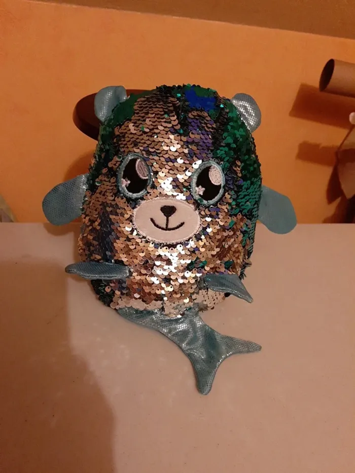 Peluche sequins