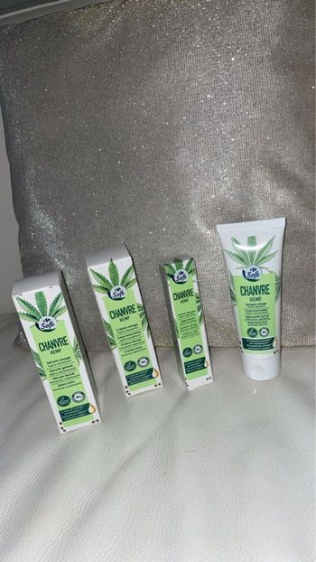 Carrefour Soft - Lot de 4 soins visage Chanvre / Hemp - Neufs