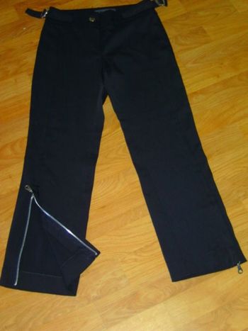 Pantacourt LA MODE EST A VOUS noir bas zippé taille 34 TBE