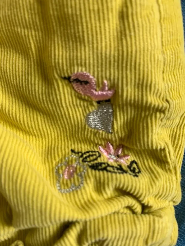 🌼 Ensemble 3 pièces bébé – 12 mois – short velours & boléro jaune 🌼 - photo numéro 6