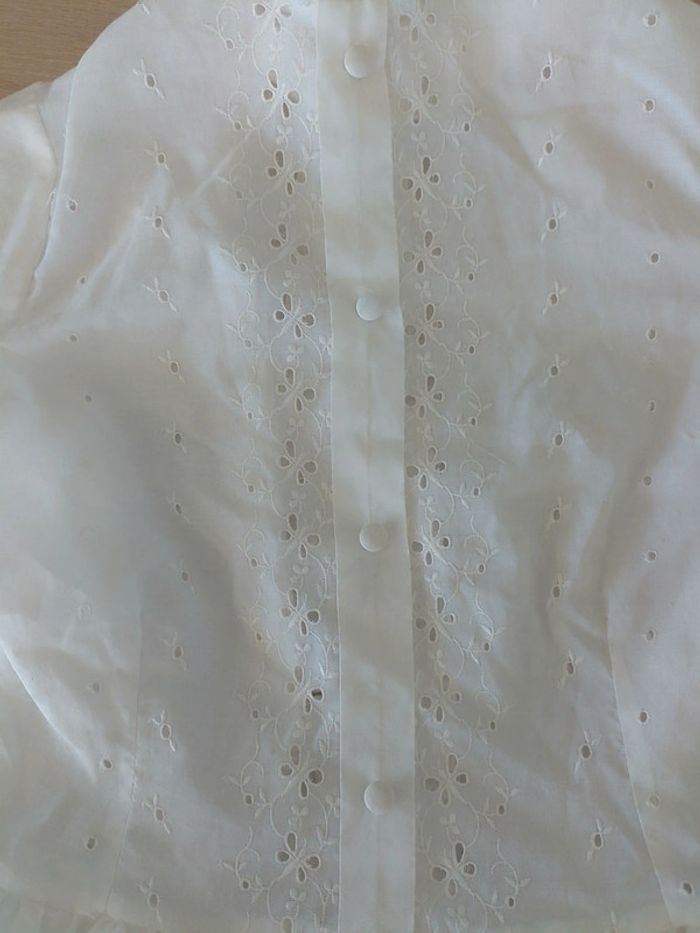 Vieille robe blanche - photo numéro 5