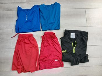 Lot tenues de sport