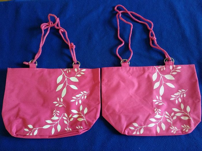 2 sacs Yves Rocher