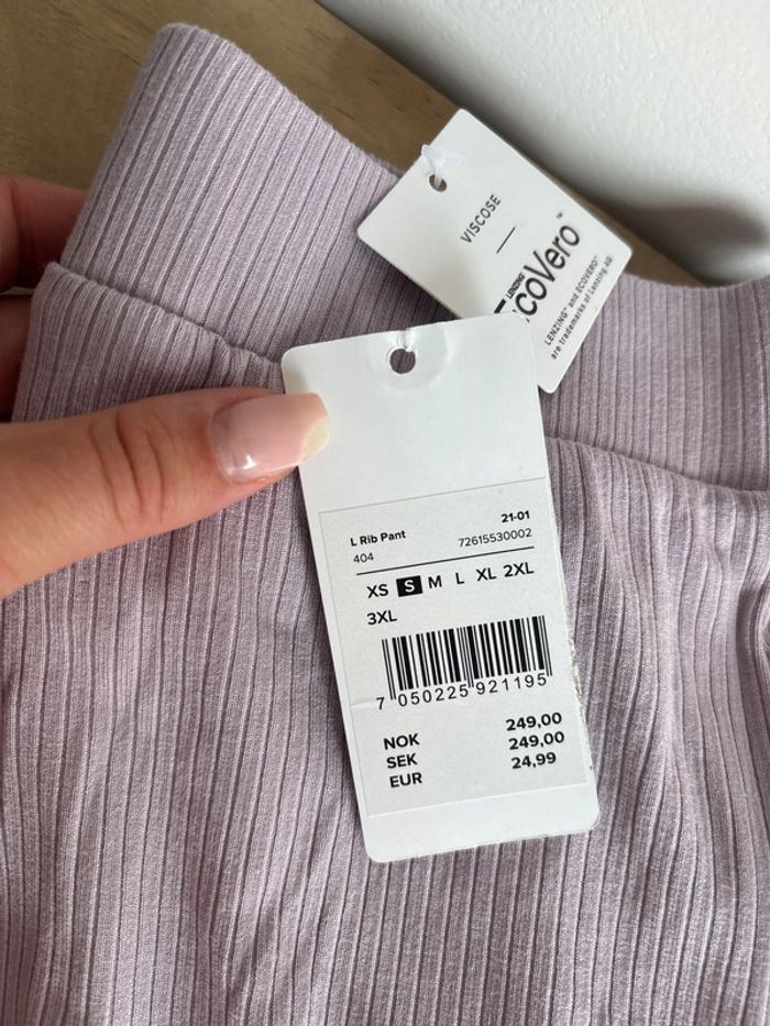 Pantalon violet - photo numéro 3