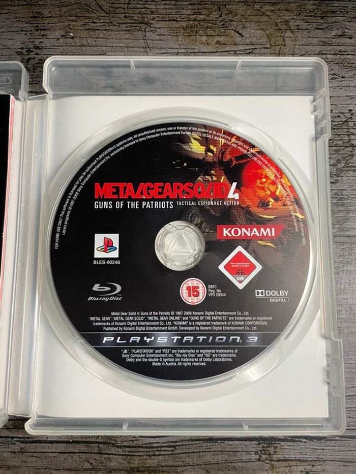Metal Gear Solid 4 Guns of Patriots - Jeu PS3 Complet Version française Platinum PAL sony - photo numéro 3