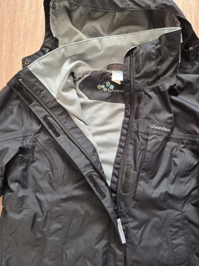 Veste de pluie quechua noire + capuche - photo numéro 3