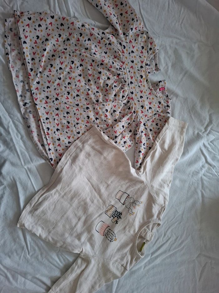 2 hauts 12 mois + 1 offert