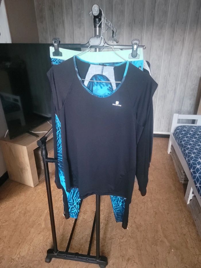 Ensemble de sport - photo numéro 2