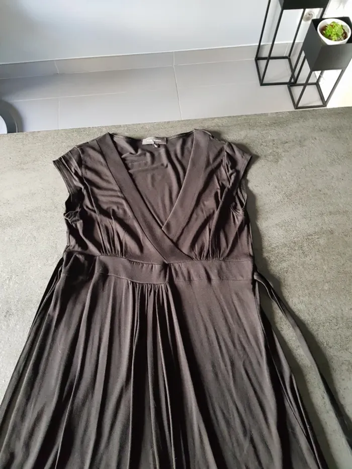 Robe noir Kiabi 42/44 - photo numéro 3