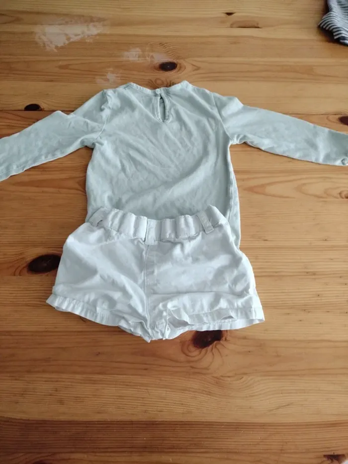 Haut+short - photo numéro 6