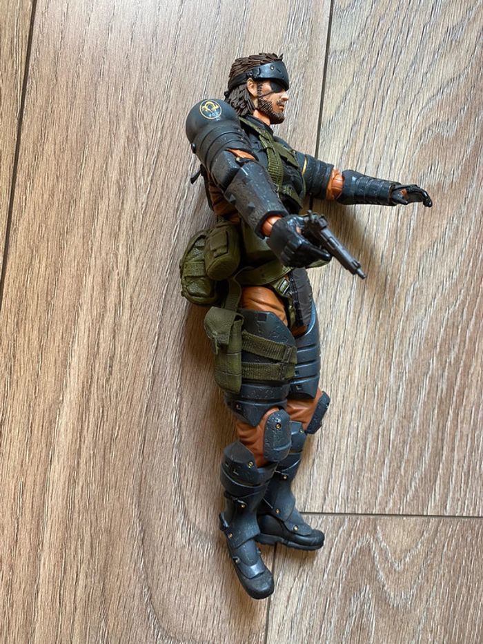 Play Arts Kai Snake Metal Gear Solid Peace Walker - photo numéro 5