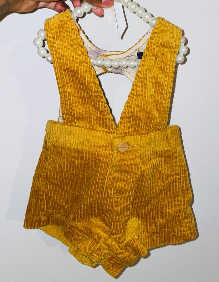 Combinaison short moutarde