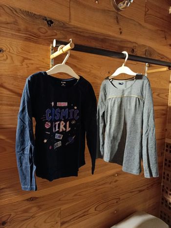 2 sweats Kiabi 8 ans