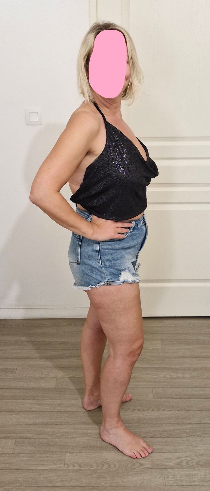 Crop top court fluide asymétrique - photo numéro 3