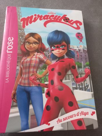Livre roman bibliotheque rose miraculous tome 3