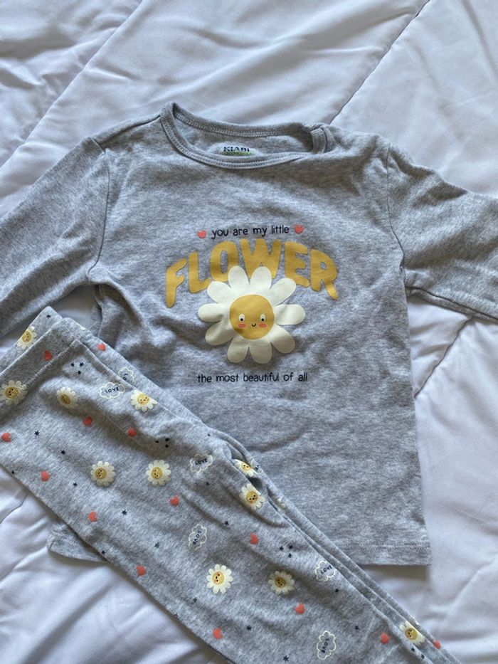Ensemble pyjama neuf 24 mois