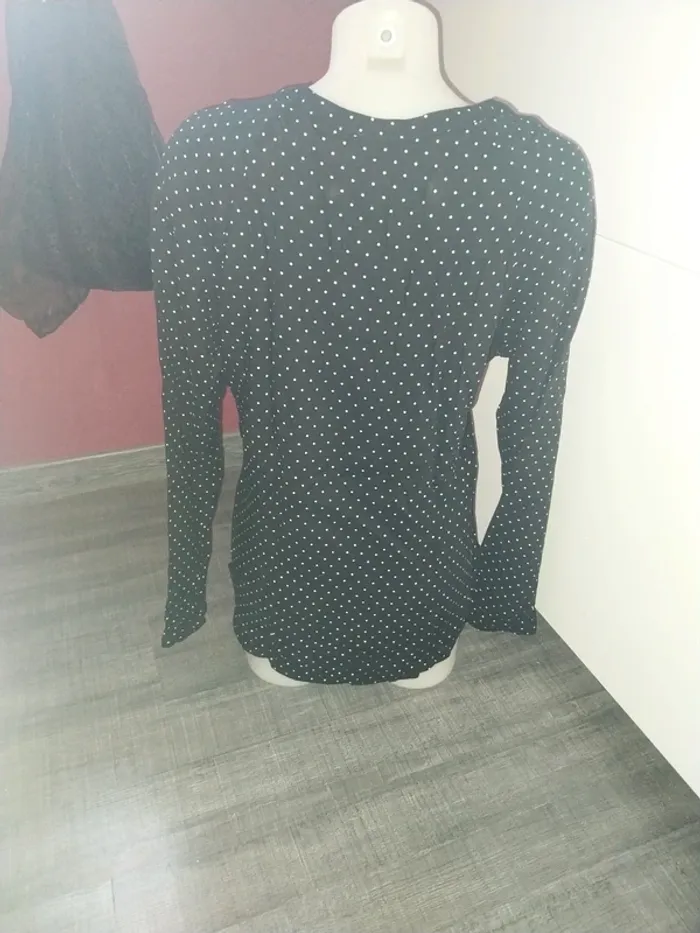 Jolie blouse à pois taille XL - photo numéro 4