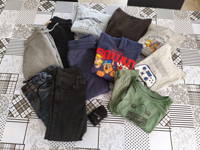 Lot vêtements garçon 4 ans