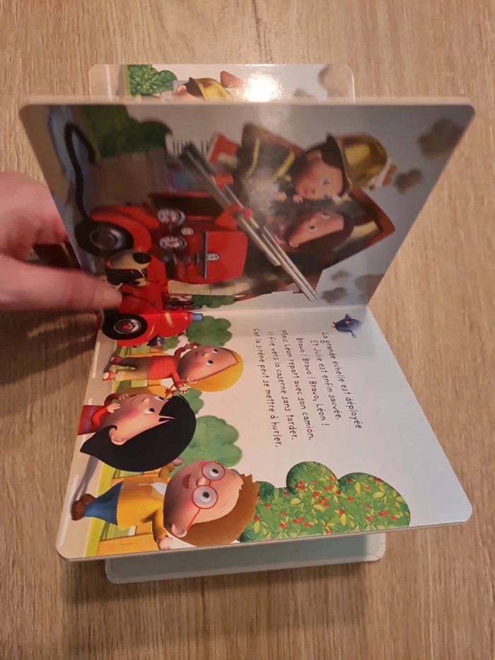 Livre P'tit Garçon Le Camion de Léon - photo numéro 7