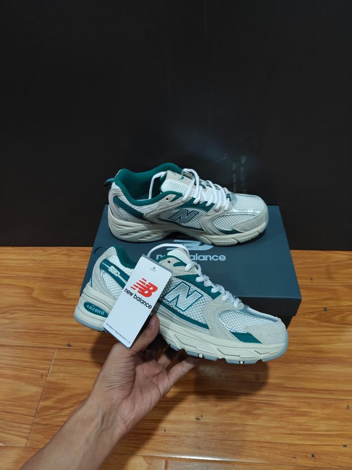 New Balance 530
Beige Green Taille 41.5