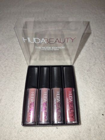 Pack gloss x4 huda beauty