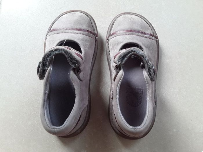 Babies prune fille en 25 KICKERS TBE