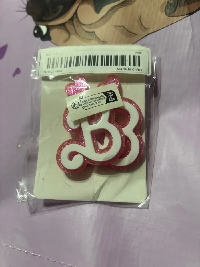 Bouclés d’oreilles Barbie neuves