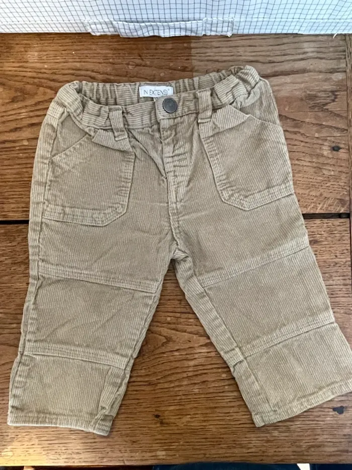 Pantalon en velours beige in extenso 12 mois