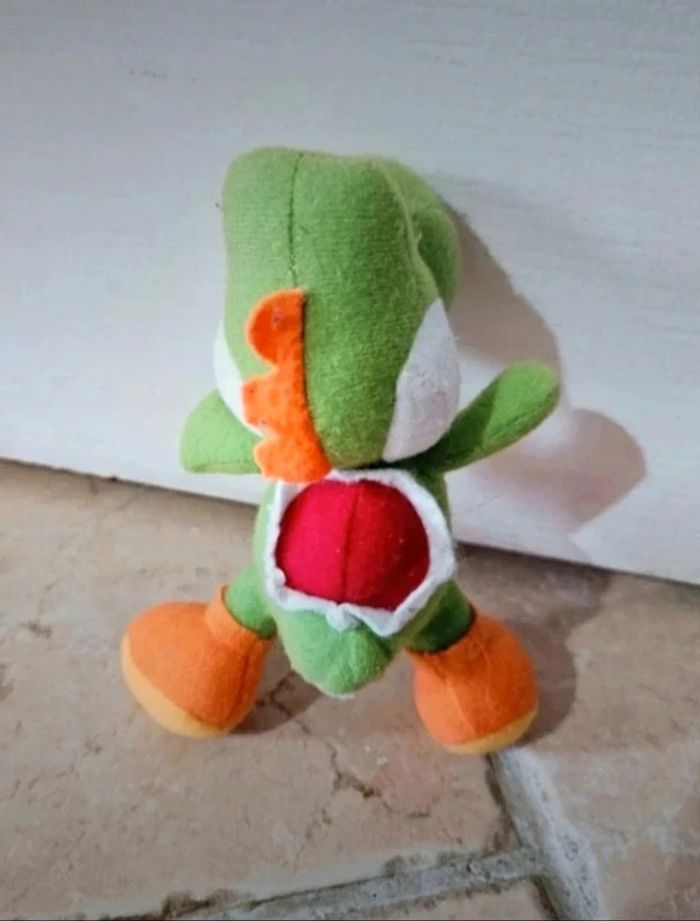 Peluche mini Yoshi - photo numéro 2
