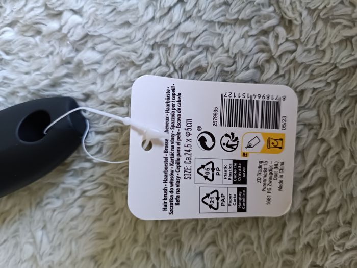 Brosse ronde neuve – brushing & mise en forme - photo numéro 3