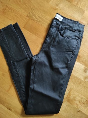 Pantalon Only S simili cuir
