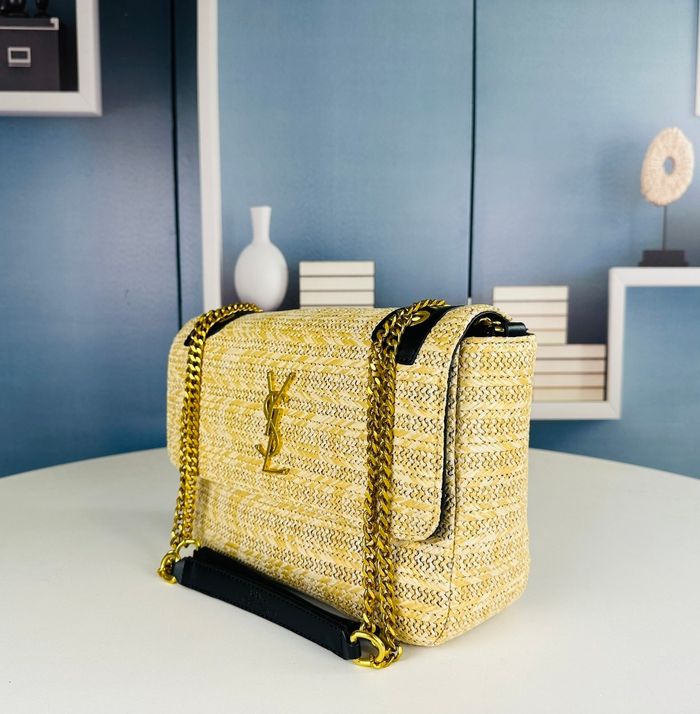 Yves Saint Laurent  962389 - photo numéro 2