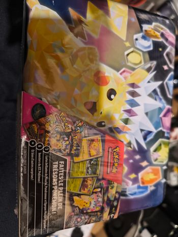 Coffret métallique boîte lunch box Pokémon 6 booster 3 cartes brillantes Etc AB prix ferme neuf