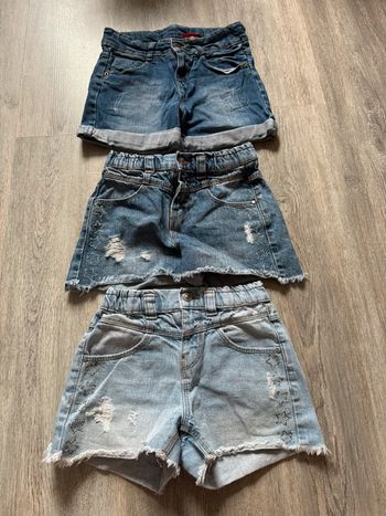 Short en jeans taille 6 ans Kiabi et Tissaia