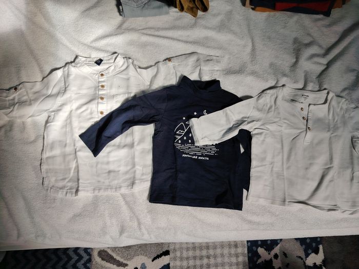 Lot de chemises / polo manches longues/ sous pull - photo numéro 2