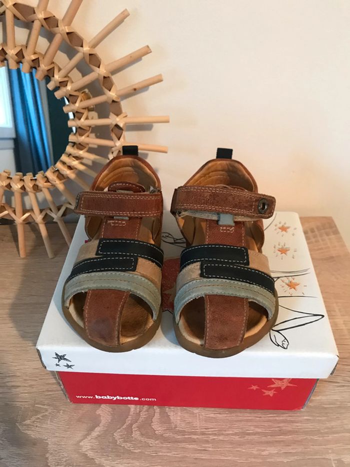 Babybotte- Sandales Tadeo en cuir, pointure 23