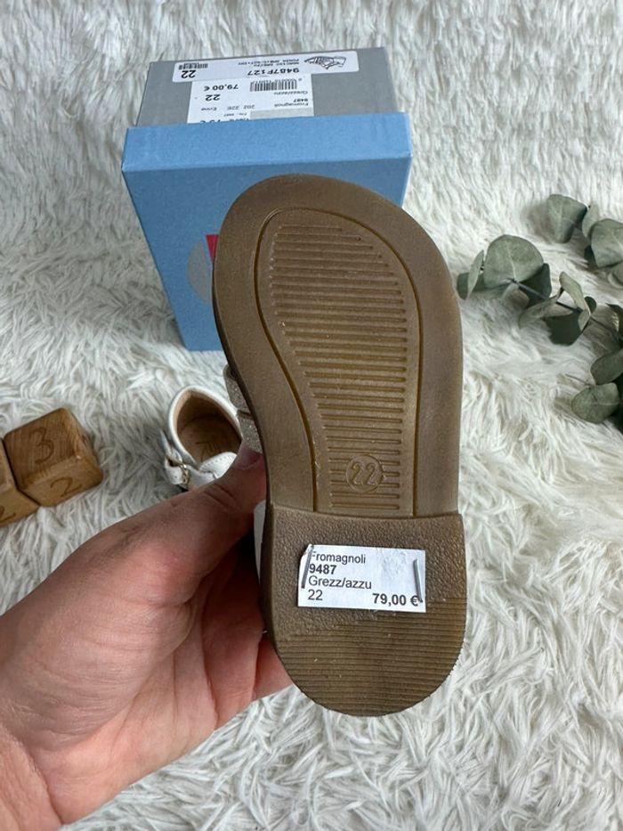 Paire de sandales Franco Romagnoli taille 22 - photo numéro 3