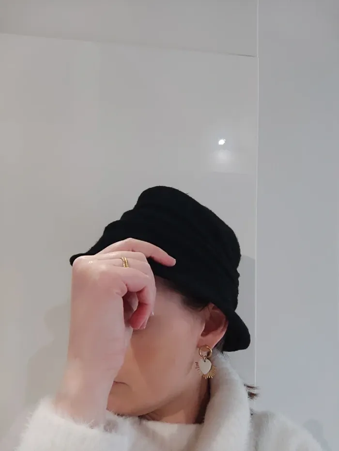 Bonnet/ chapeau souple noir - très bon état - photo numéro 2