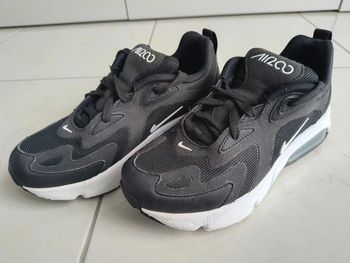 Nike Air Max 200 T. 36.5