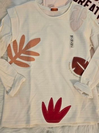 NEUF (non porté)🩷😍⚘️ superbe teeshirt ML 10 ans fille 🩷🩷🩷