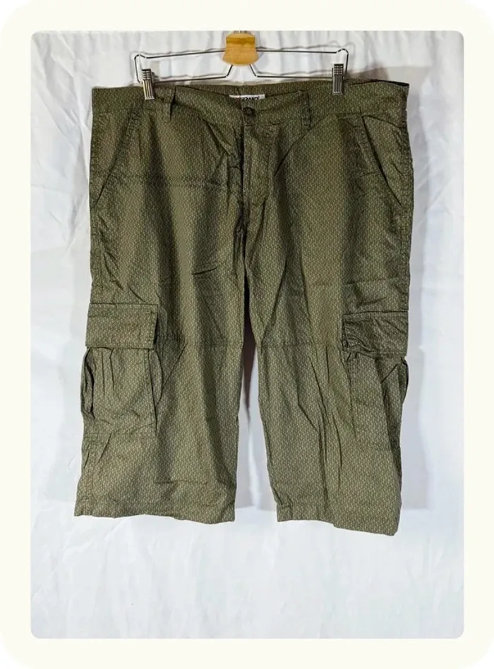 Short bermuda cargo homme Us brand Taille L 40