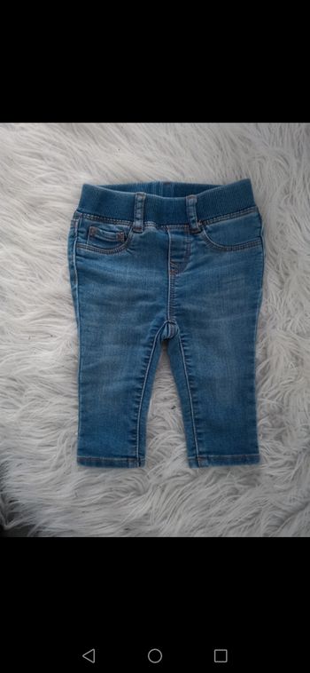 Jean baby gap 3-6 mois