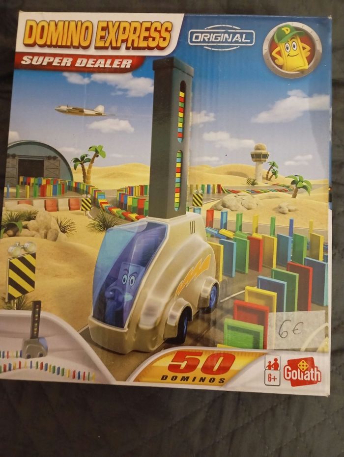Domino express avec 50 dominos