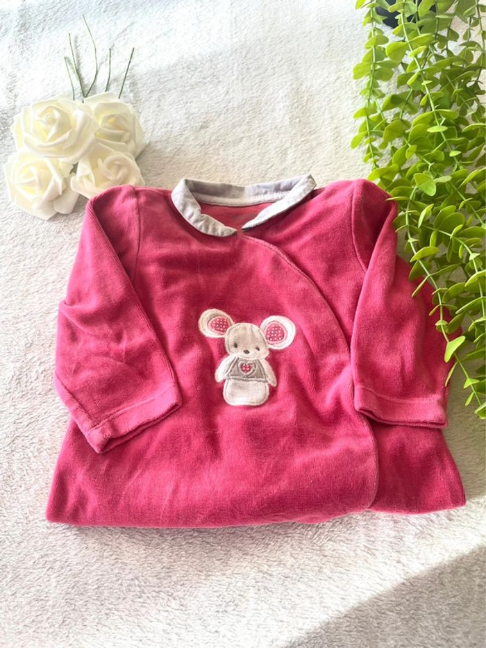 Très beau pyjama pour bébé fille
