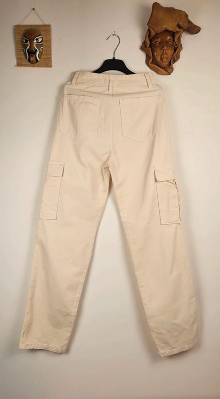 Pantalon stradivarius blanc T:34 - photo numéro 2
