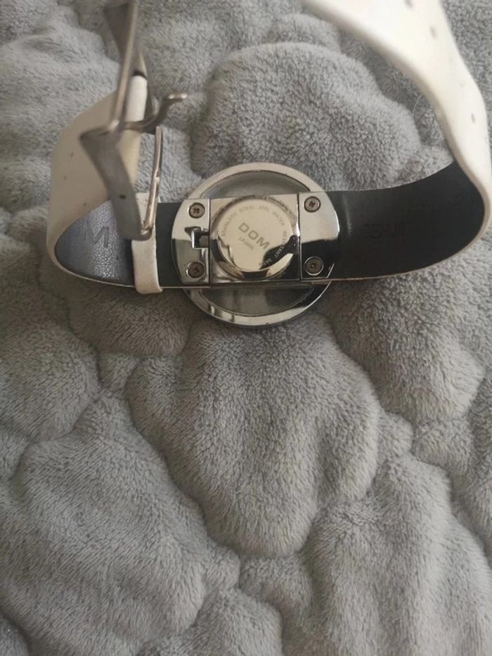 Montre DOM - photo numéro 3