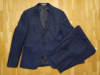 Costume Zara en très bon état