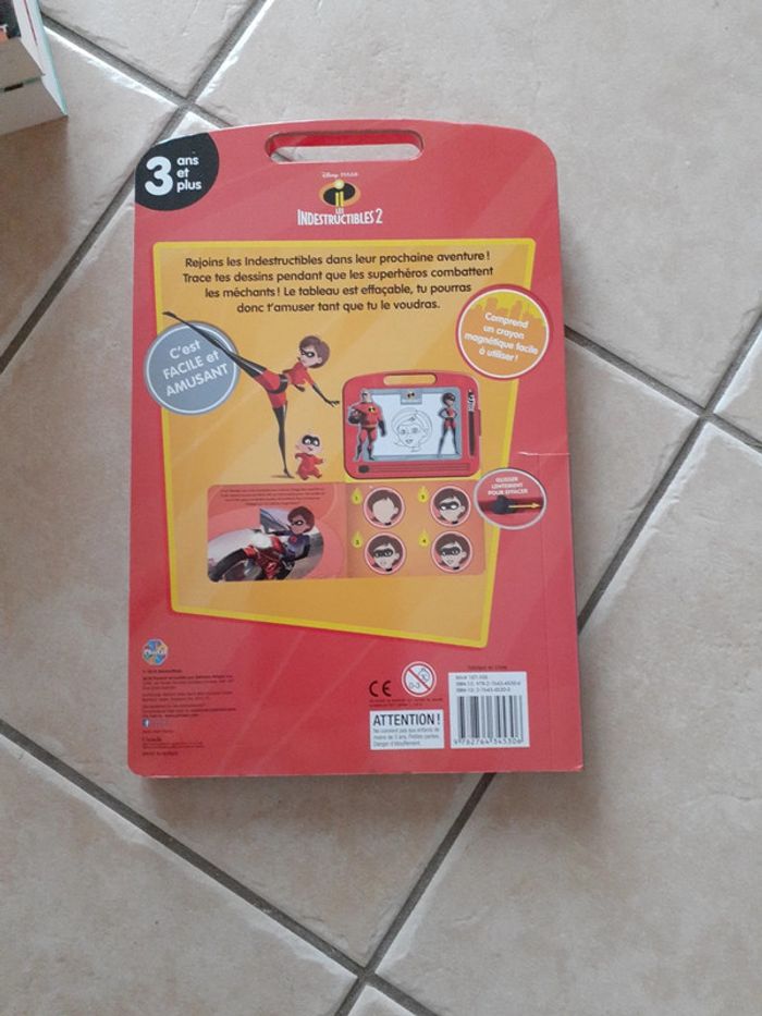 Livre et ardoise jamais utilisés ( - photo numéro 4