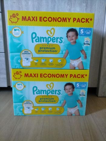 Lot couches pampers premium taille 5