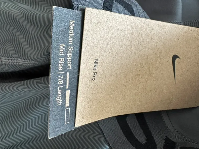 Nike pro leggings pour femme taille XS neuf avec étiquette - photo numéro 8